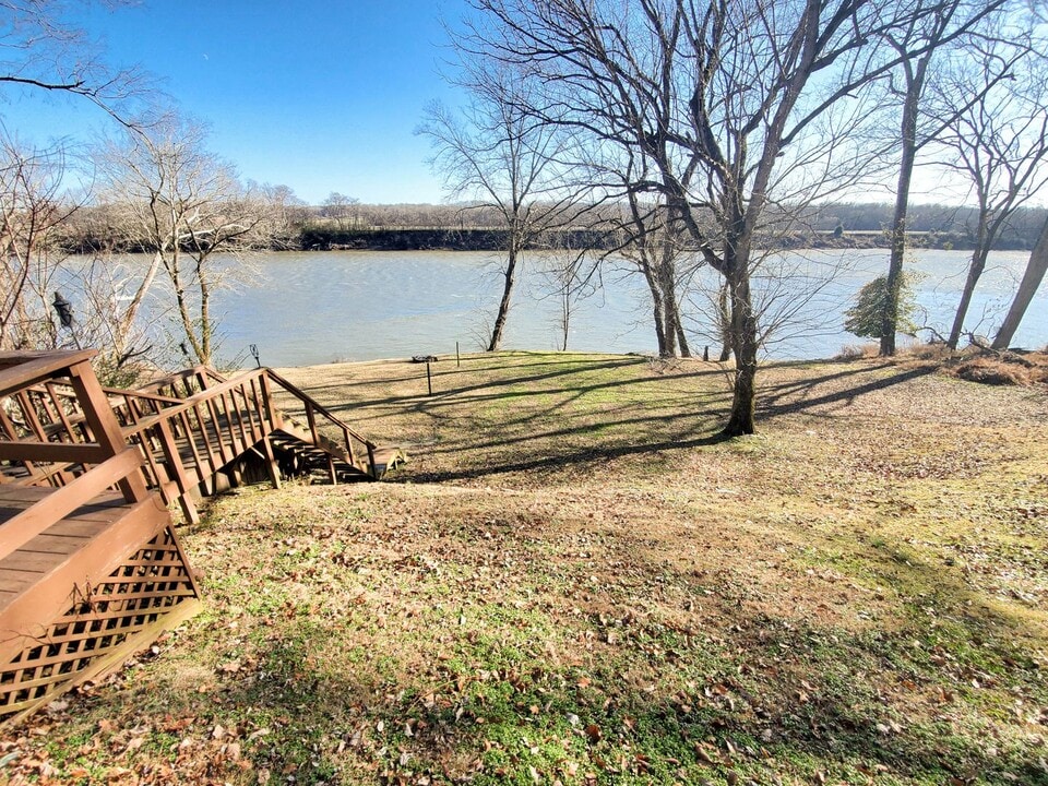 921 Kingsbury Dr in Clarksville, TN - Building Photo