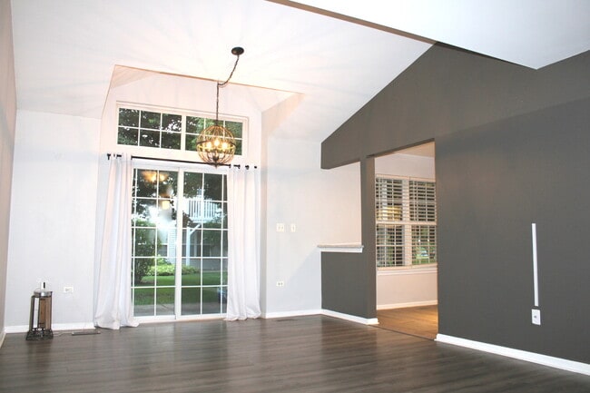 2219 Waterleaf Ct in Naperville, IL - Building Photo - Building Photo