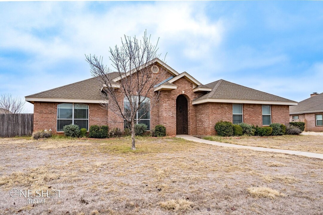 210 Ruger St in Tuscola, TX - Building Photo