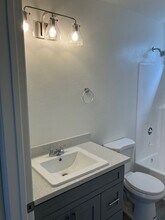 500 S 3rd St, Unit #B in Burbank, CA - Foto de edificio - Building Photo