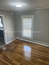 88 Elm St in Waterville, ME - Building Photo - Building Photo