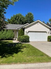 2521 W Chaumont Ln in Coeur d'Alene, ID - Building Photo - Building Photo