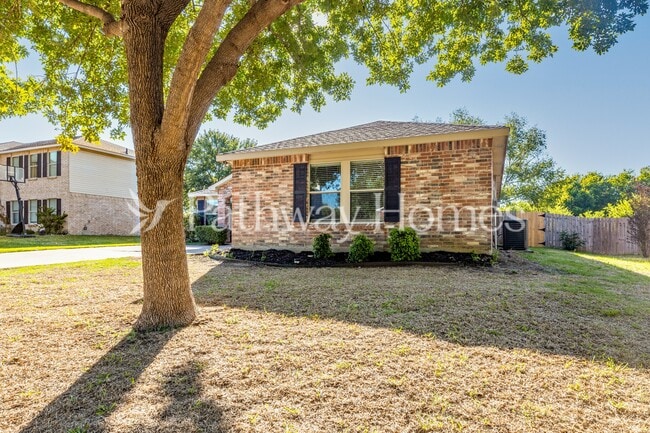 1679 Chesterwood Dr in Rockwall, TX - Building Photo - Building Photo