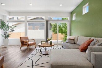 10280 Yampa St in Commerce City, CO - Building Photo - Building Photo