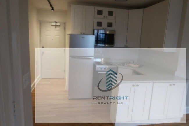 property at 4526 N Sheridan Rd