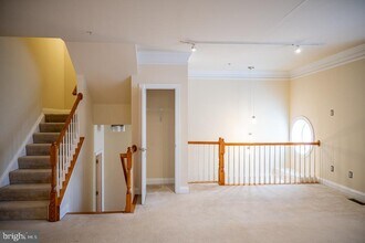 5115 Grimm Dr in Alexandria, VA - Building Photo - Building Photo