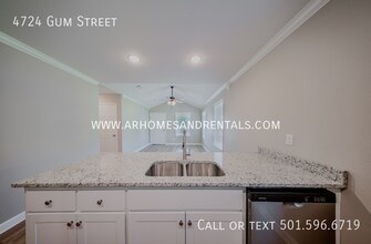 4724 Gum St in North Little Rock, AR - Building Photo - Building Photo