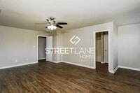 198 Harold Murphy Dr photo'