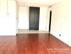 100 Atlantic Ave in Long Beach, CA - Building Photo - Building Photo