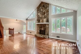 1850 Winding Creek Ln SW in Marietta, GA - Building Photo - Building Photo