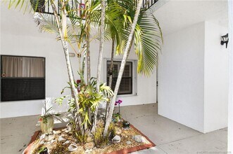 6062 SE Landing Way in Stuart, FL - Building Photo - Building Photo