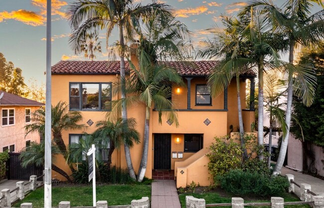 1317 Hauser Blvd, Unit Lower unit