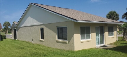 39 Pebble Beach Cir in Flagler Beach, FL - Building Photo - Building Photo