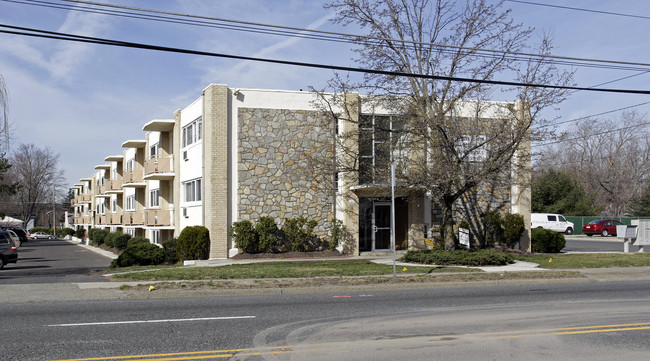 309 Apartments in Somerdale, NJ - Building Photo - Building Photo