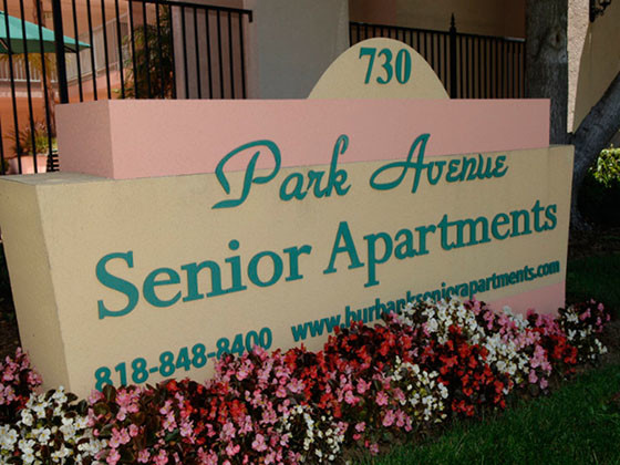 Park Avenue Apartments in Burbank, CA - Foto de edificio - Building Photo