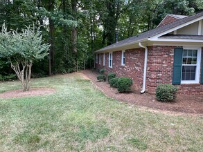 5005 Tower Rd in Greensboro, NC - Building Photo - Building Photo