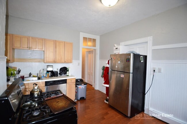 property at 17 Eldora St