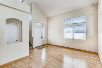 5419 Cypress Creek St in North Las Vegas, NV - Building Photo - Building Photo