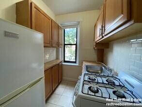1156 Commonwealth Ave in Boston, MA - Building Photo - Building Photo