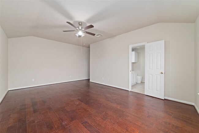 property at 2727 Chatford Hollow Ln