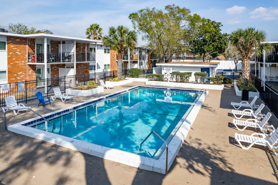 Citrus Oaks Apartments in Orlando, FL - Building Photo