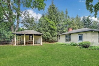 82 Winsor Pl in Glen Ridge, NJ - Building Photo - Building Photo