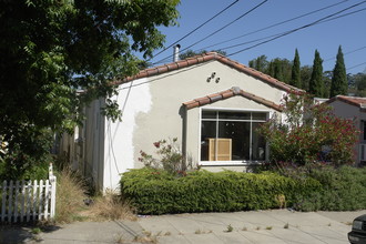 3539 Laguna in Oakland, CA - Building Photo - Building Photo