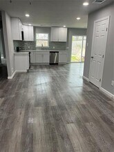 3228 Elsie Faye Heggins St in Dallas, TX - Building Photo - Building Photo