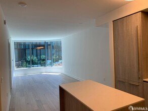 318 Main St in San Francisco, CA - Foto de edificio - Building Photo