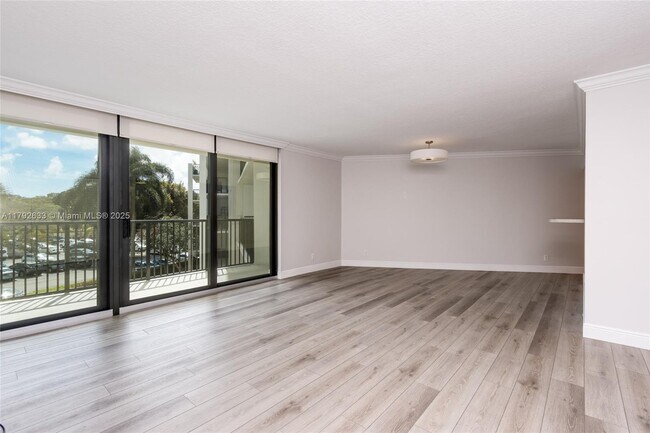 1301 River Reach Dr in Fort Lauderdale, FL - Building Photo - Building Photo