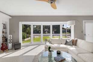 7901 Noremac Ave in Miami Beach, FL - Building Photo