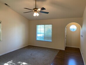 2088 Marilyn Dr in Chico, CA - Building Photo - Building Photo