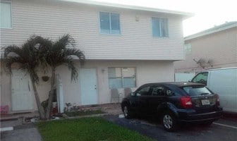 177 NE 12th Ave in Homestead, FL - Building Photo