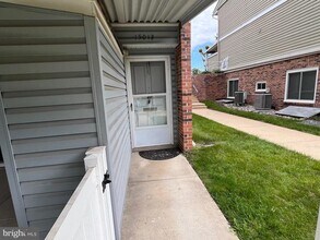 15012 Eardley Ct-Unit -282-G in Silver Spring, MD - Building Photo - Building Photo