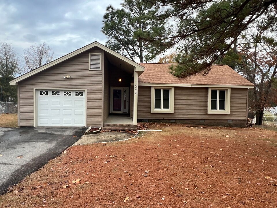 5214 Rockingham Rd in Fayetteville, NC - Building Photo