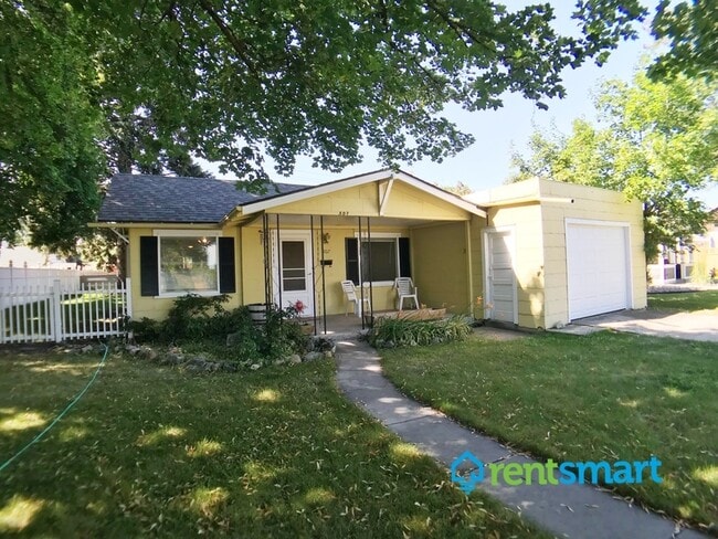 property at 507 North Ave W