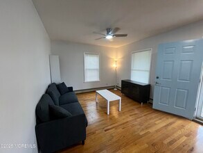 56 Wall St in West Long Branch, NJ - Building Photo - Building Photo