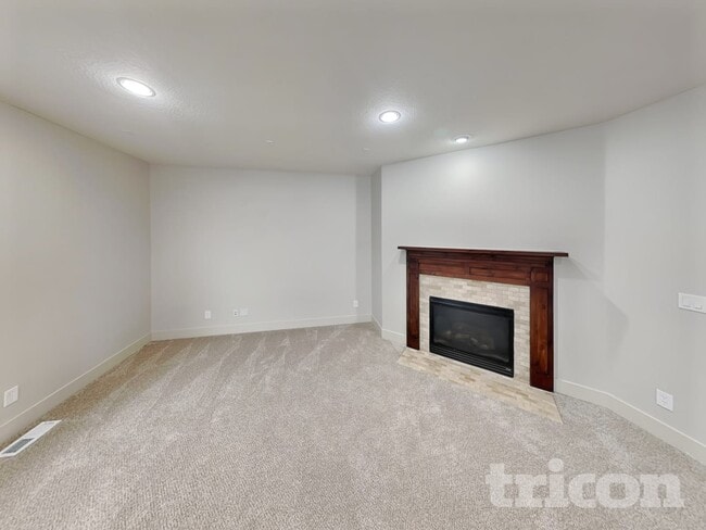 14718 SE Badger Creek Rd in Happy Valley, OR - Building Photo - Building Photo