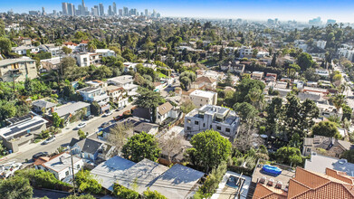 1651 Redcliff St in Los Angeles, CA - Building Photo - Building Photo