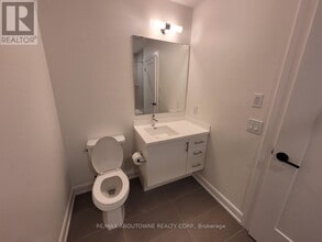 3220 William Colston Ave in Oakville, ON - Building Photo - Building Photo