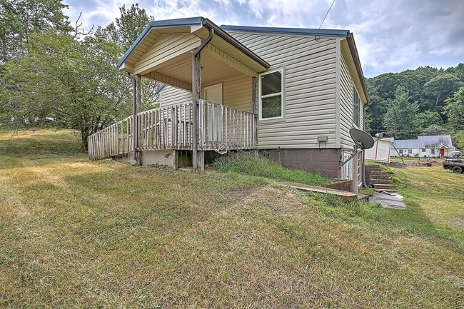 707 Tuggle Hill Rd in Rogersville, TN - Building Photo - Building Photo