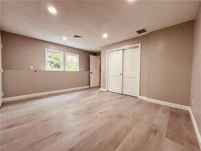144 Yorkshire St in Providence, RI - Building Photo - Building Photo