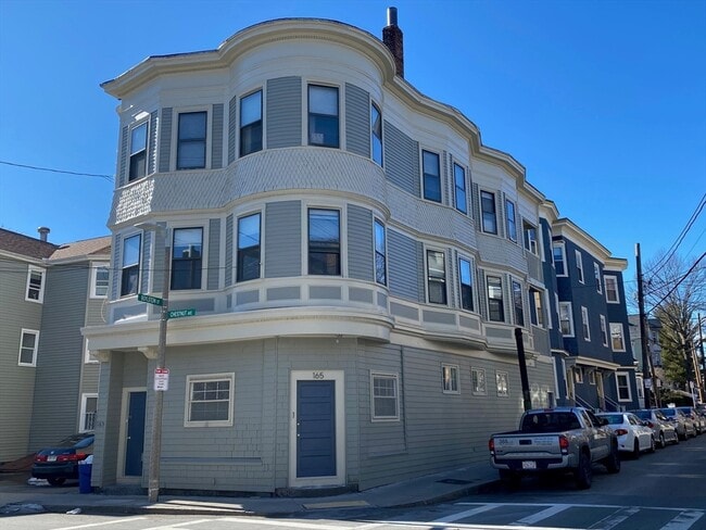 property at 165 Chestnut Ave