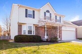 349 Creekstone Dr in Indianapolis, IN - Building Photo - Building Photo