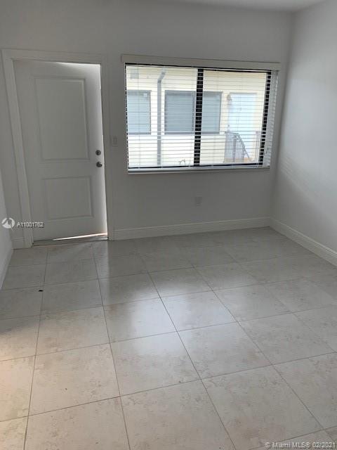 2121 SW 14th Terrace-Unit -7 in Miami, FL - Building Photo - Building Photo
