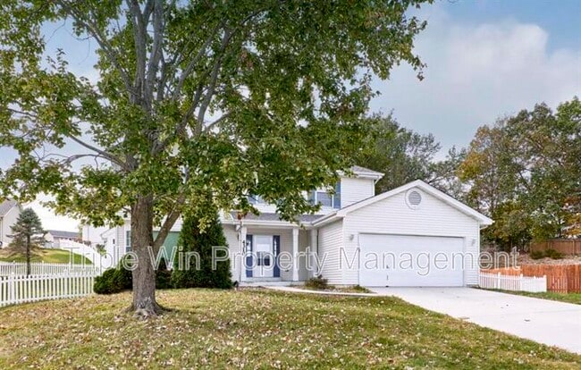 property at 4310 Castle Rock Ct