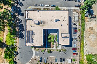 Thea Bowman Apartments in Kent, WA - Foto de edificio - Building Photo