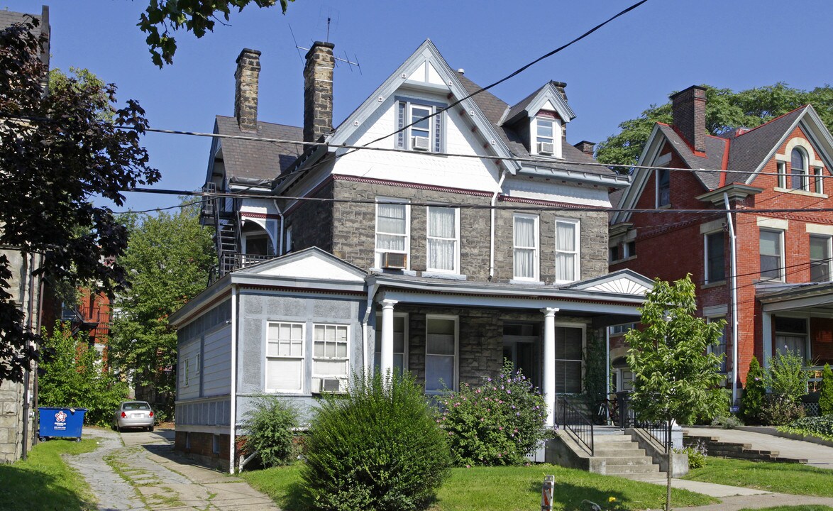 332 S Negley Ave in Pittsburgh, PA - Building Photo