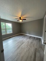 1013 Huntington Pl Dr in Maryville, TN - Building Photo