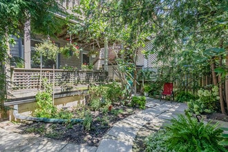 89 Willcocks St in Toronto, ON - Building Photo - Building Photo